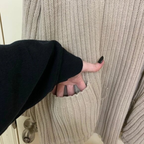 The Limited Vintage Grandpa Cardigan - Picture 3 of 6